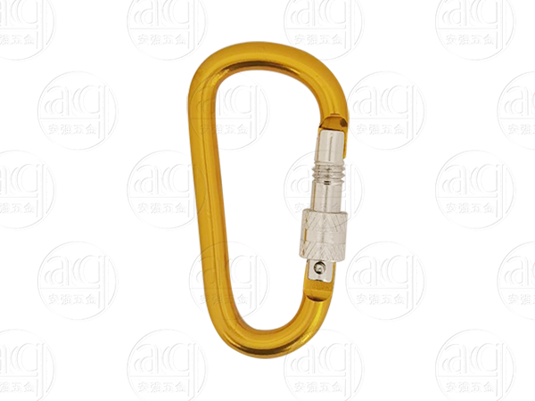 Seven-shaped climbing buckle